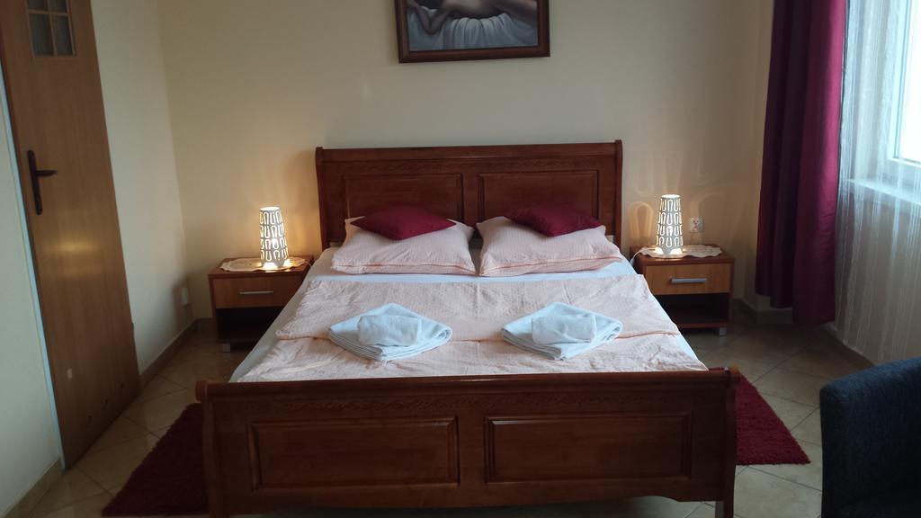 Hotel Elda 2 Bydgoszcz Ngoại thất bức ảnh