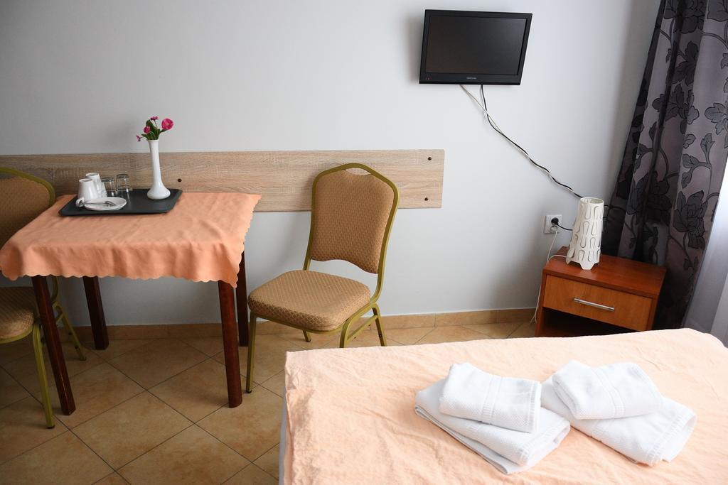 Hotel Elda 2 Bydgoszcz Ngoại thất bức ảnh